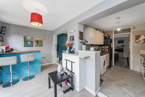 3 bedroom terraced house for sale, Godwin Close, London E4