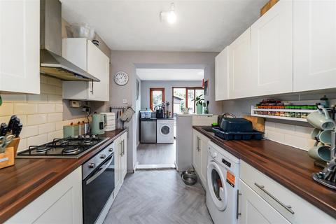 3 bedroom terraced house for sale, Godwin Close, London E4