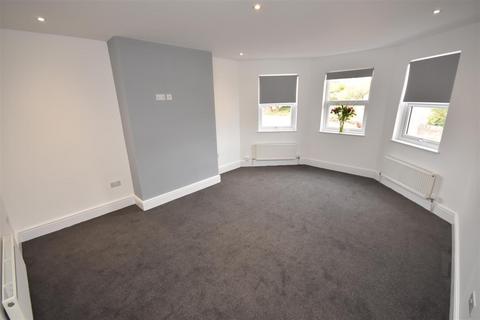 3 bedroom property to rent, Pensby Road, Heswall, Wirral