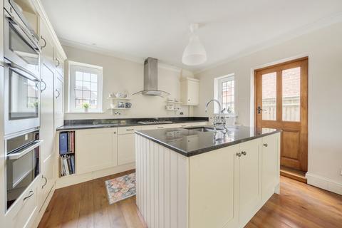 4 bedroom detached house for sale, Dukes Wood Avenue, Gerrards Cross, Buckinghamshire