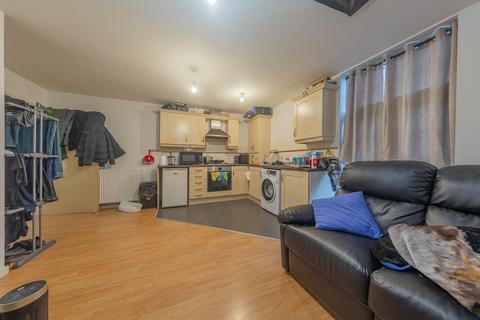 2 bedroom flat for sale, Caxton Court, Burton-on-Trent DE14