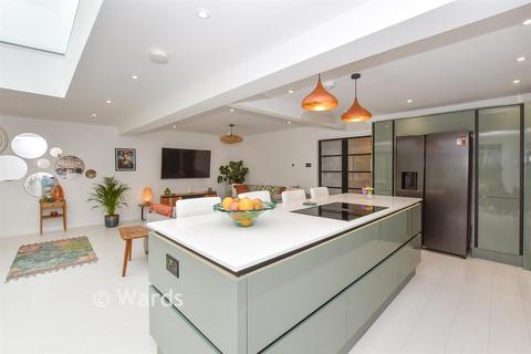 3 bedroom detached bungalow for sale, The Street, Maidstone ME17