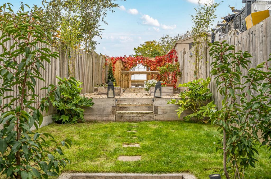 1354332-6-68e8fe1...