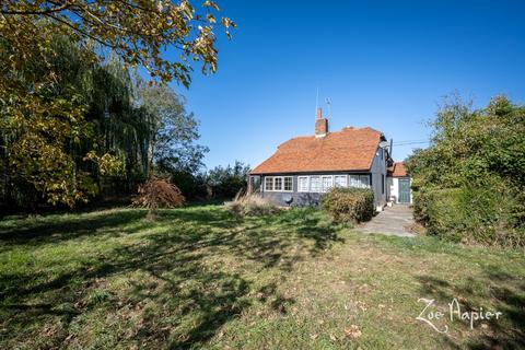 3 bedroom detached house for sale, Steeple