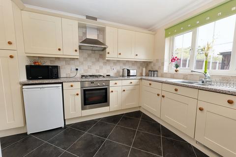 3 bedroom detached house for sale, Old Heath Road, Colchester, CO2 8