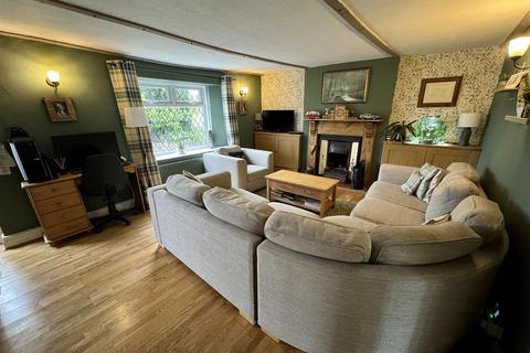 2 bedroom end of terrace house for sale, Farm Lane, Plymouth PL6