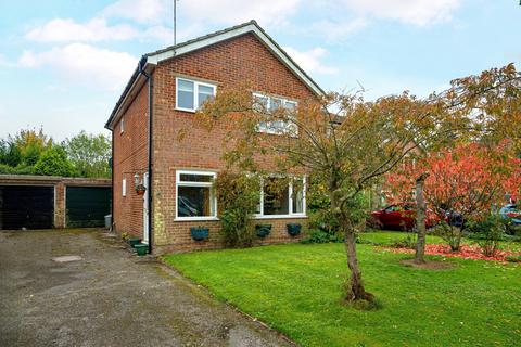 undefined, Meadway, Haslemere, Surrey, GU27