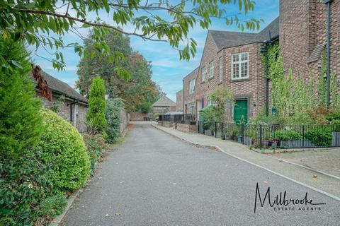 3 bedroom terraced house for sale, Ellenbrook Road, Worsley, M28