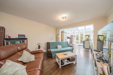 undefined, Post Lane, Twickenham TW2