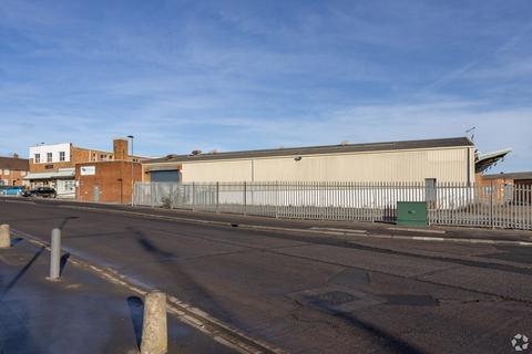 Industrial unit to rent, 471-481 Garretts Green Ln Birmingham B33 0SG