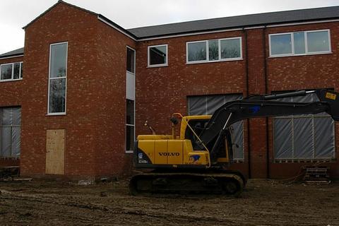 Office to rent, Old Greens Norton Rd Towcester NN12 8AX