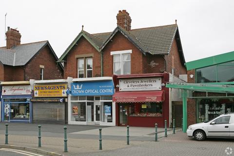 Retail property (high street) to rent, 73-74 Victoria Rd Thornton Cleveleys FY5 1BZ