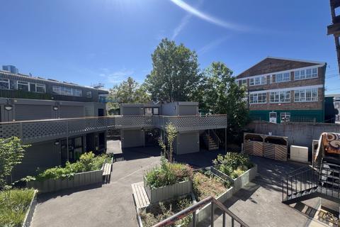 Office to rent, 2 Overbury Rd London N15 6RH