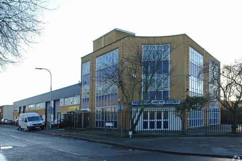 Warehouse to rent, 199-215 Cardiff Rd Reading RG1 8HT