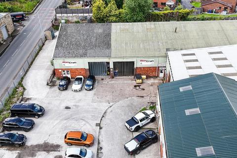 Warehouse to rent, Lowercroft Rd Bury BL8 3PA