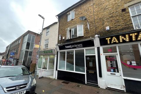 Retail property (high street) to rent, 17 Union St Maidstone ME14 1EB