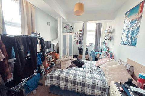 5 bedroom house to rent, 96a Bullingdon RoadOxford