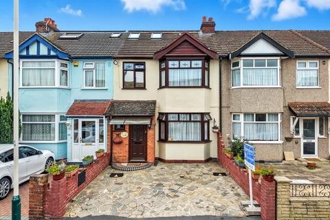 undefined, Crowlands Avenue, Romford, RM7