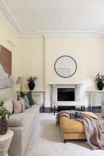 3 bedroom flat to rent, Onslow Gardens, South Kensington, London, SW7