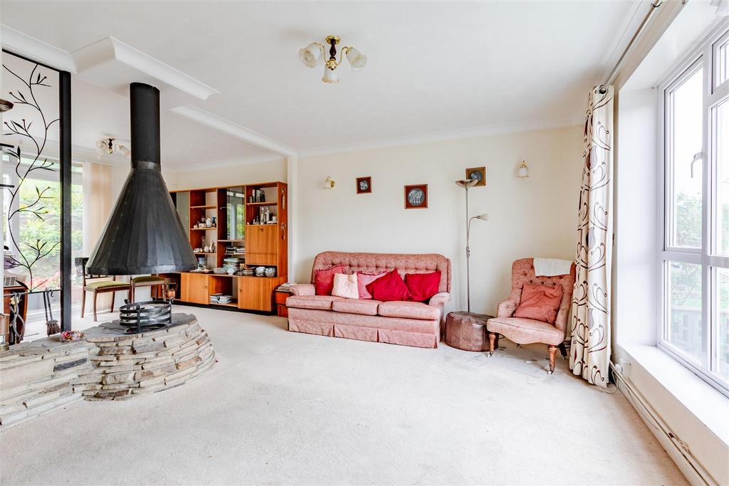 Living/Dining Room