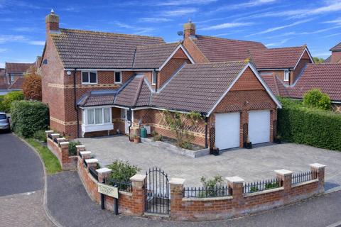 Richardson Crescent, West Cheshunt