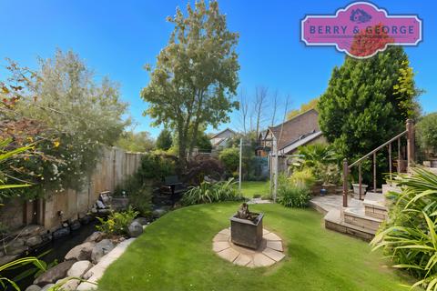 undefined, Nant Mawr Road, Buckley CH7