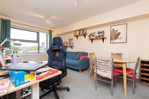 undefined, Talavera Close, Bristol, BS2