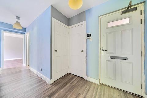 Flat 44, Regency Court, 29 Brunswick Road, Sutton, SM1 4EH