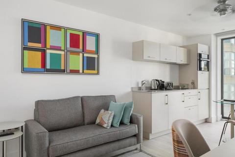 Studio to rent, Furnished Studio