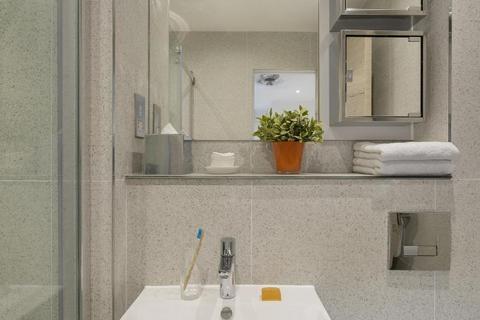 Studio to rent, Furnished Studio