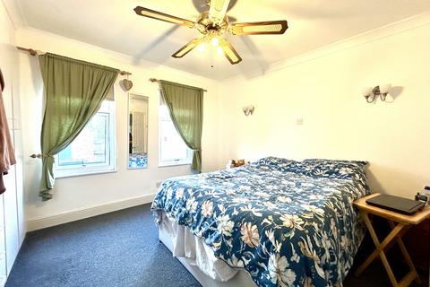 undefined, York Road, Reading, Berkshire, RG1