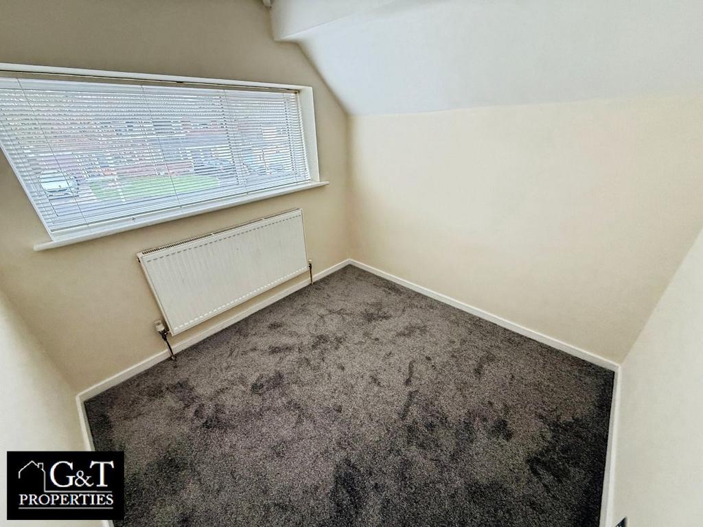 Fourth bedroom