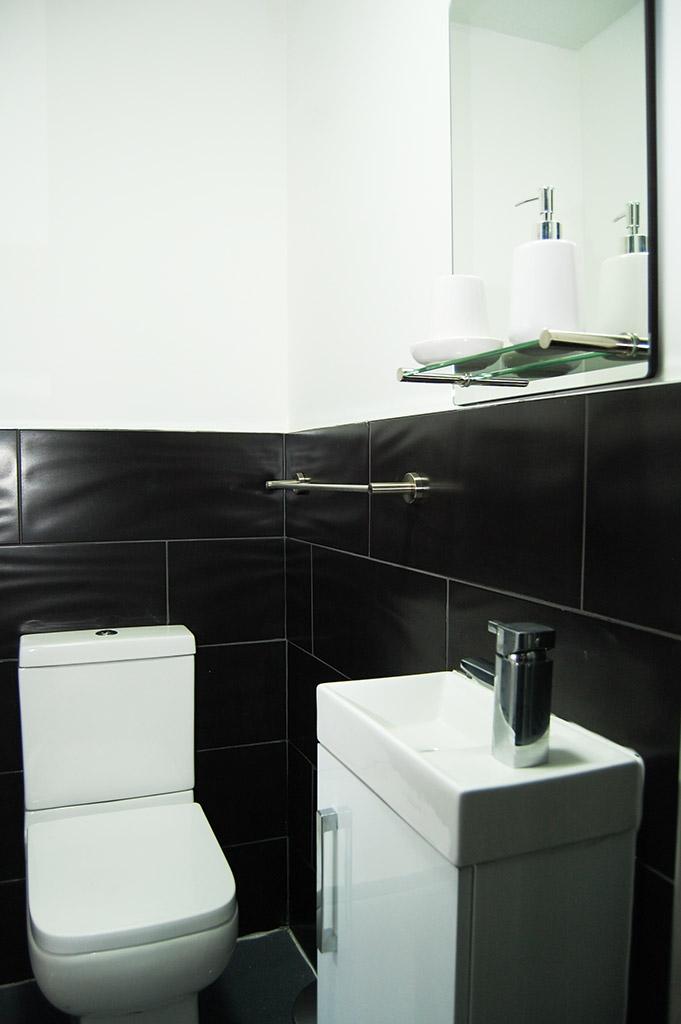 Room 1 En-suite 1.1