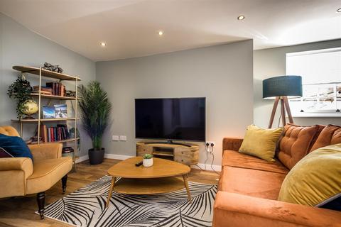 2 bedroom apartment to rent, 41 Catharine Street, Liverpool