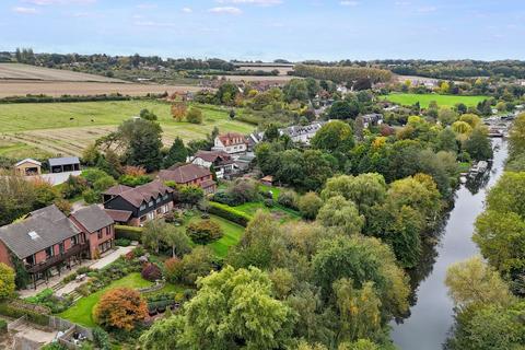 undefined, Priory Close, East Farleigh, ME15