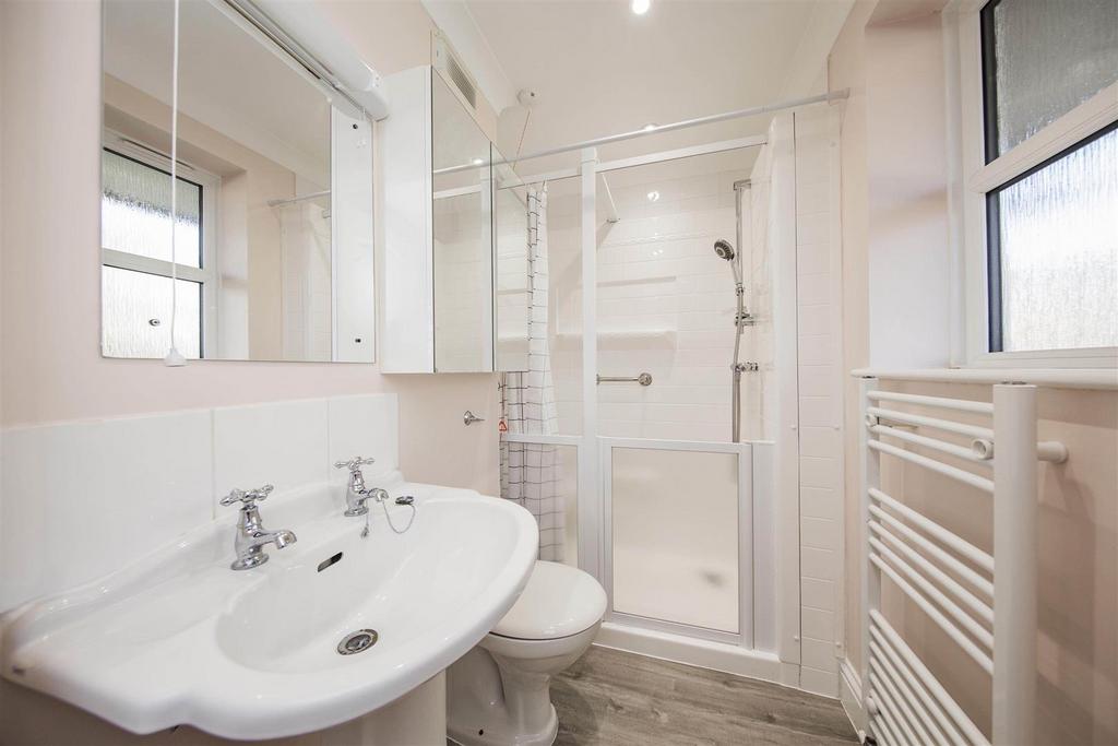 Property 0008 36-willicombe.jpg