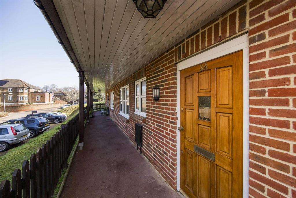 Property 0001 36-willicombe.jpg