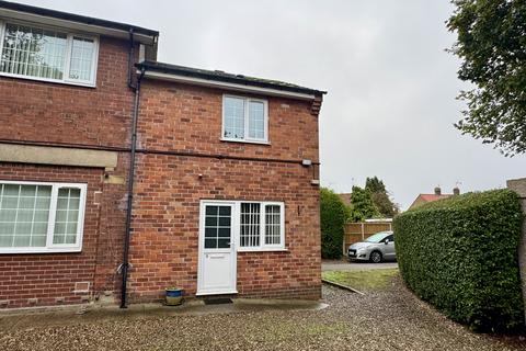 2 bedroom end of terrace house for sale, Molescroft Mews, Beverley, HU17 7LT