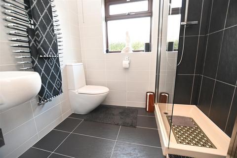 1 bedroom detached bungalow for sale, Landsburg Road, Canvey Island SS8