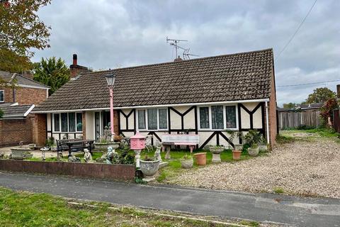 3 bedroom property with land for sale, Cranford Park Drive, Yateley, Hampshire