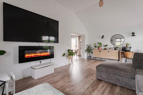 4 bedroom detached bungalow for sale, Hillside Crescent, Wicklewood