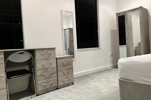 undefined, Oxford Gardens, Stafford ST16
