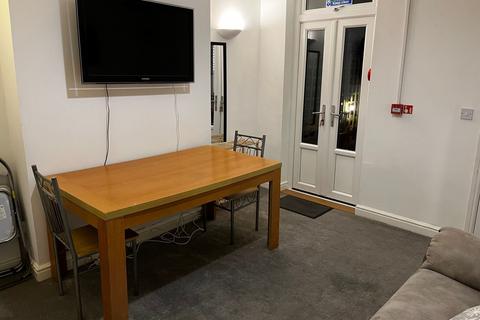 undefined, Oxford Gardens, Stafford ST16