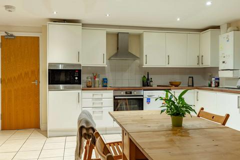 7 bedroom semi-detached house to rent, Coventry CV4