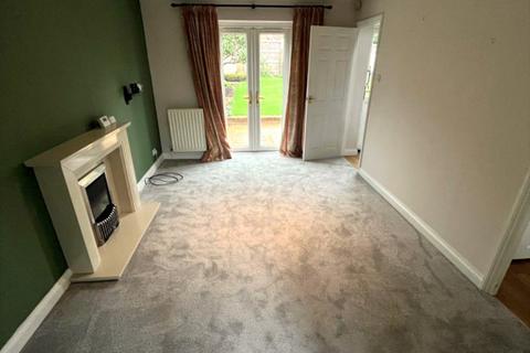 3 bedroom detached house to rent, Allard Close, Northampton NN3