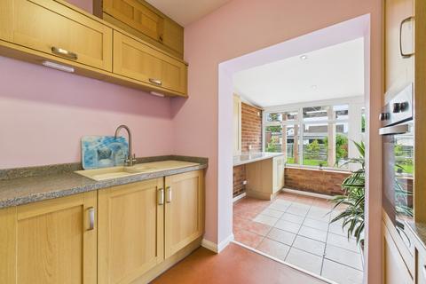 12 Sandhills Close, Northampton, NN2 8EB