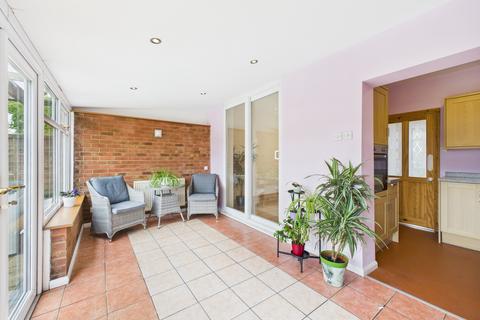 12 Sandhills Close, Northampton, NN2 8EB
