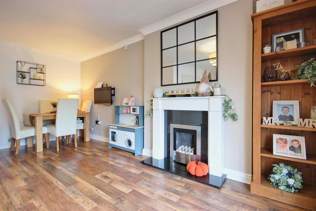 Lounge and dining room