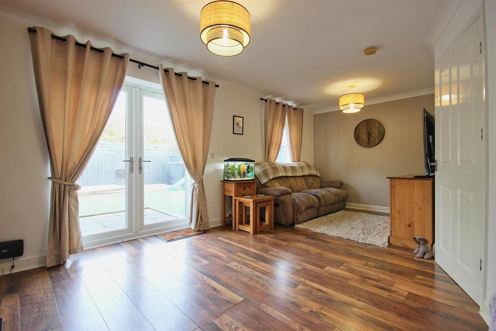 Lounge and dining room