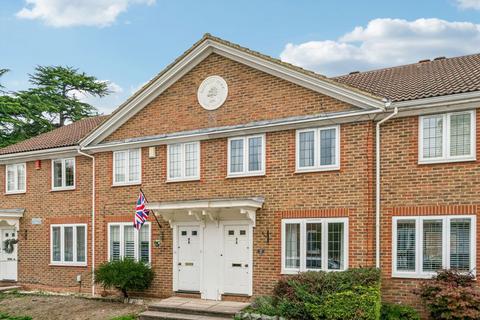 Rosslyn Park, Weybridge KT13